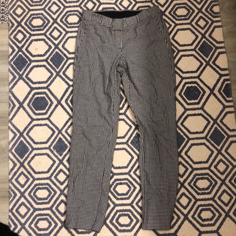 CHECKERED PANTS